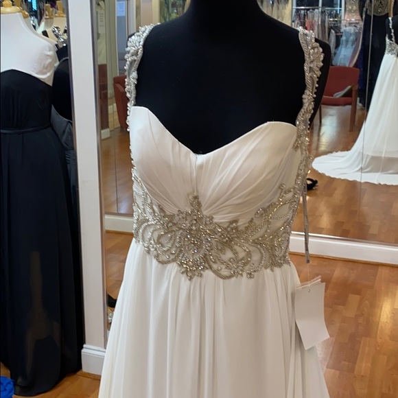 ✔️ ivory-silver wedding gown - Picture 2 of 8